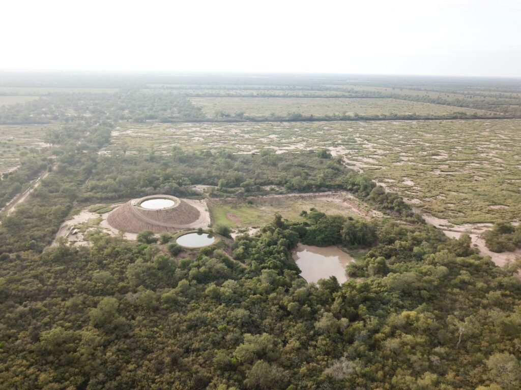 2070 ha Estancia Chaco Central