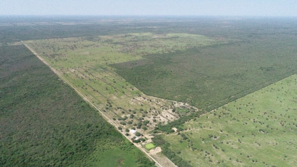 3100 ha Hermosa Estancia en Ávalos Sánchez