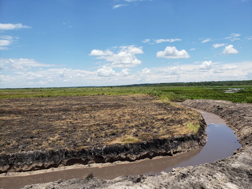 5700 ha Estancia en Sª Rosa del Aguará y