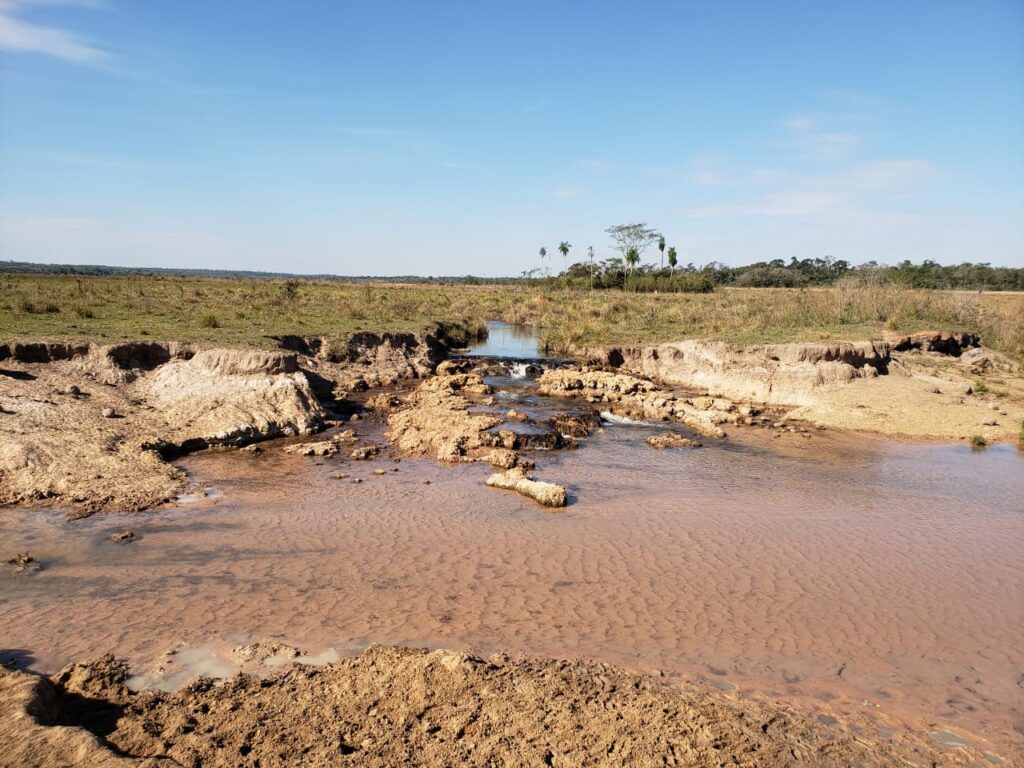 5700 ha Estancia en Sª Rosa del Aguará y