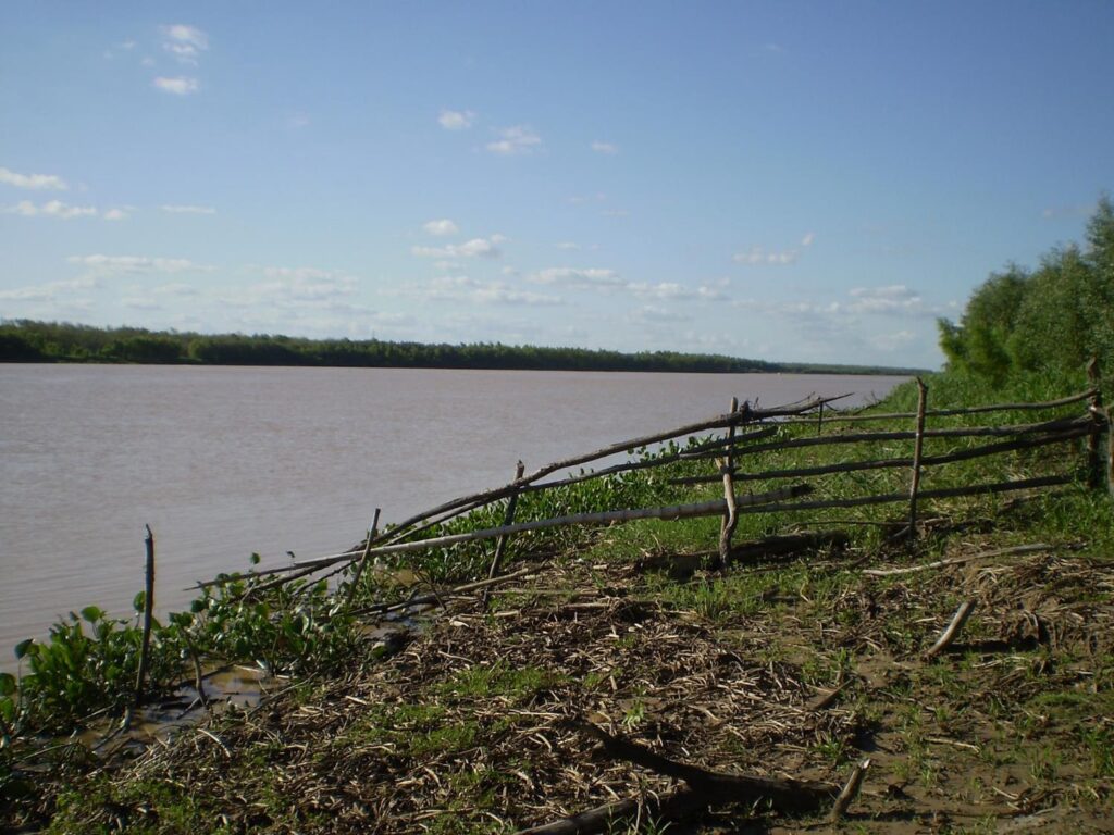 424 ha Puerto de aguas profundas