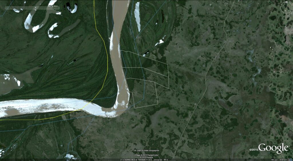 424 ha Puerto de aguas profundas
